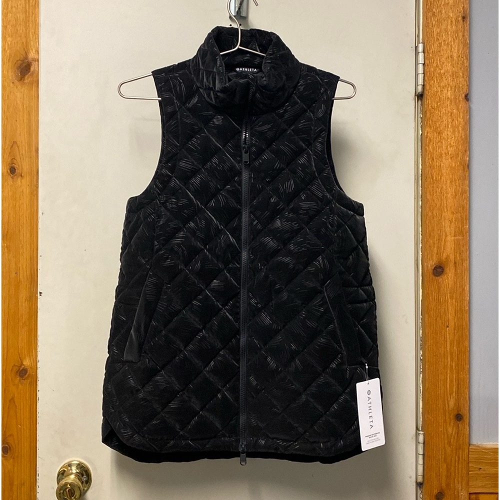NWT Athleta Whisper Featherless Vest